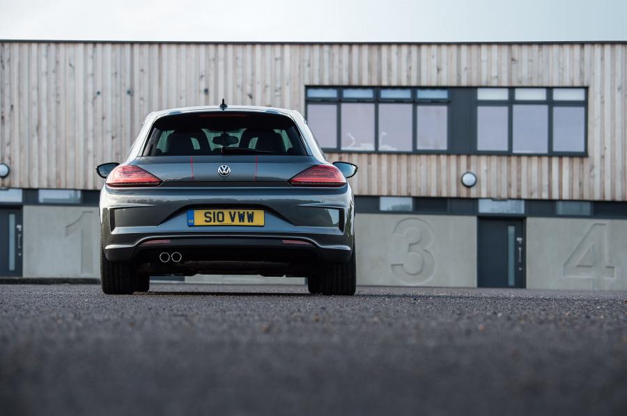  Volkswagen Scirocco GTS 2016 года  (UK) (фото 11 из 29)